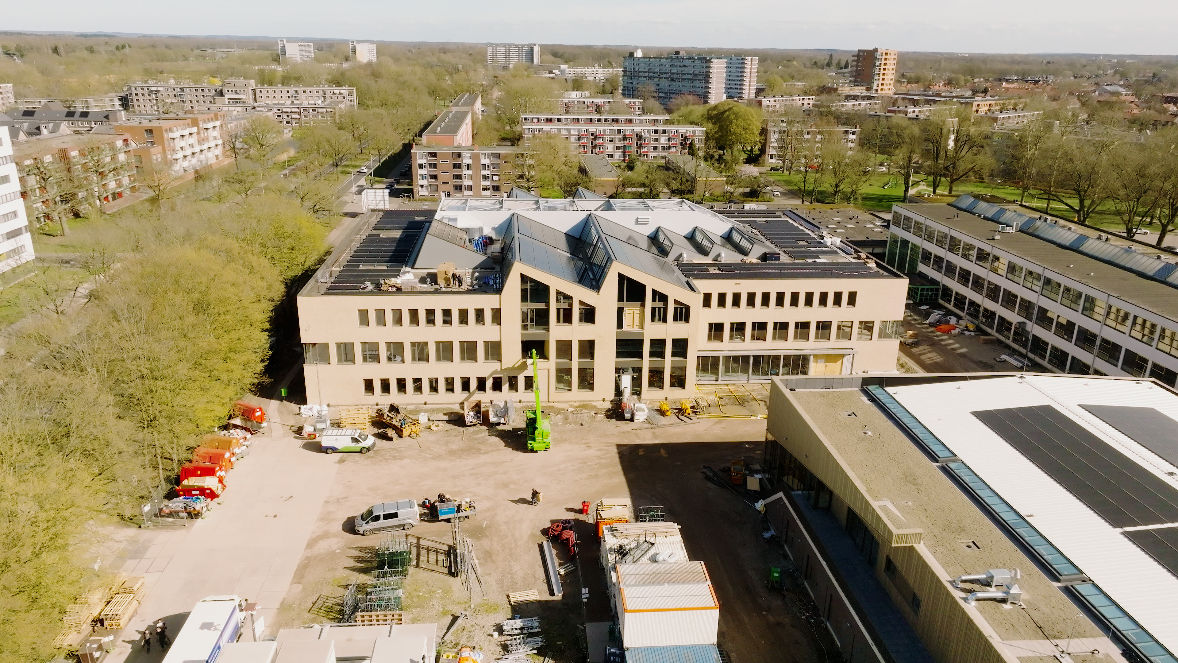 gebouw maart 2026